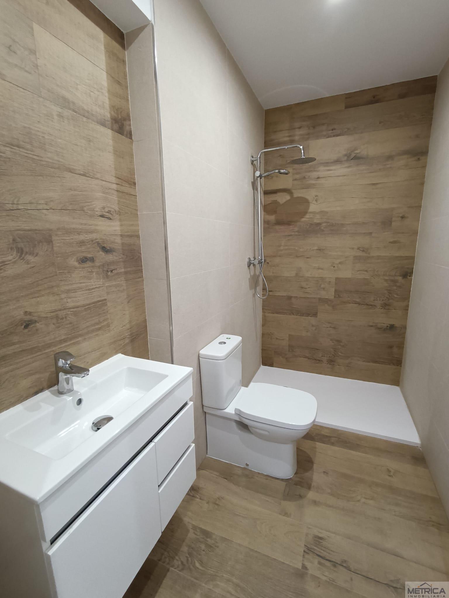 For sale of chalet in Doñinos de Salamanca