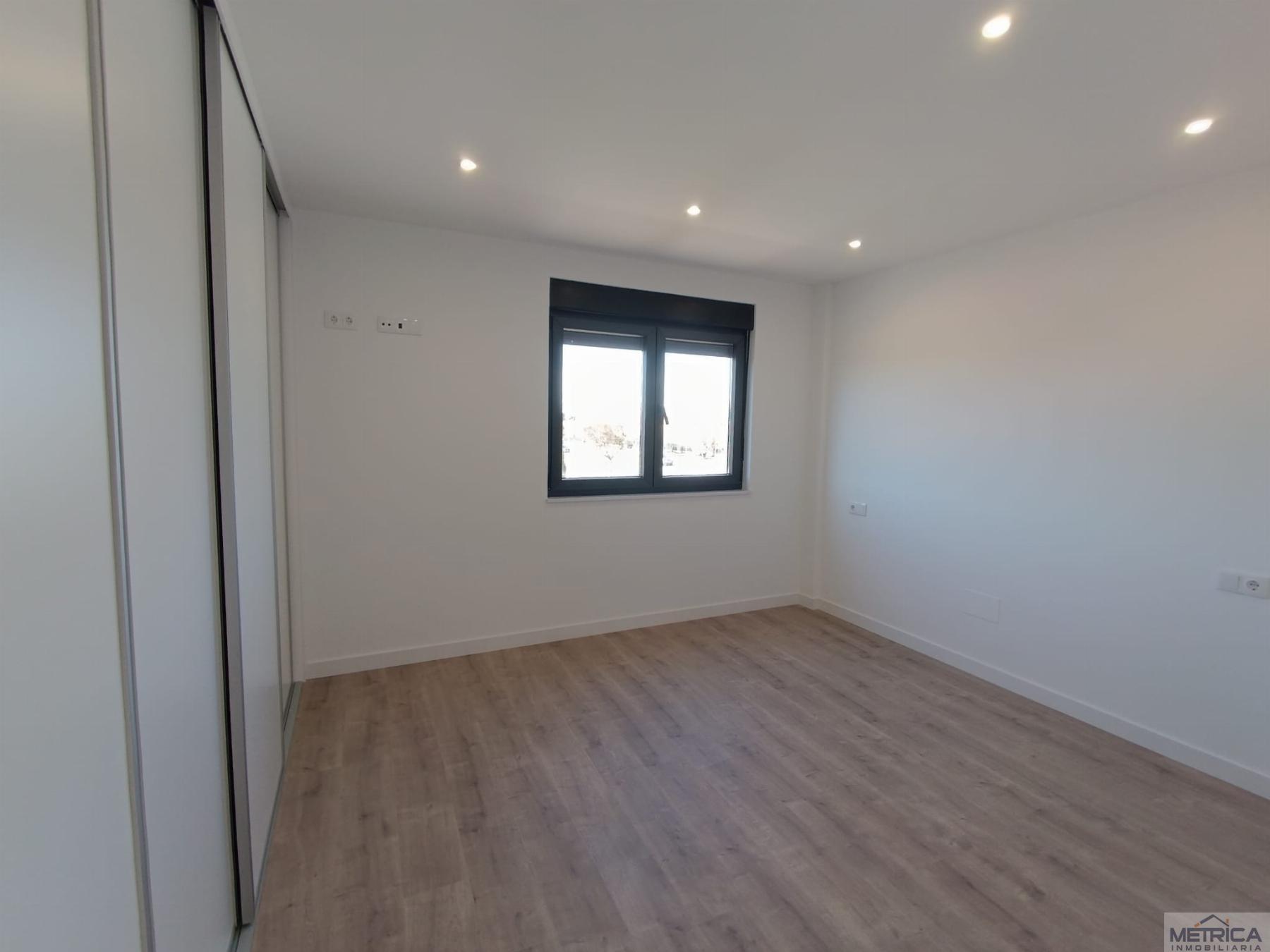 For sale of chalet in Doñinos de Salamanca