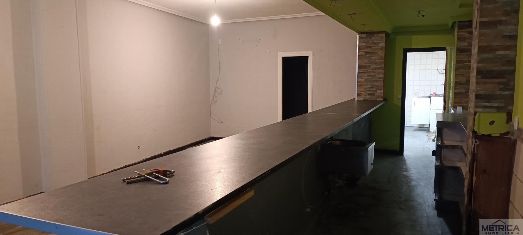 For rent of commercial in Salamanca