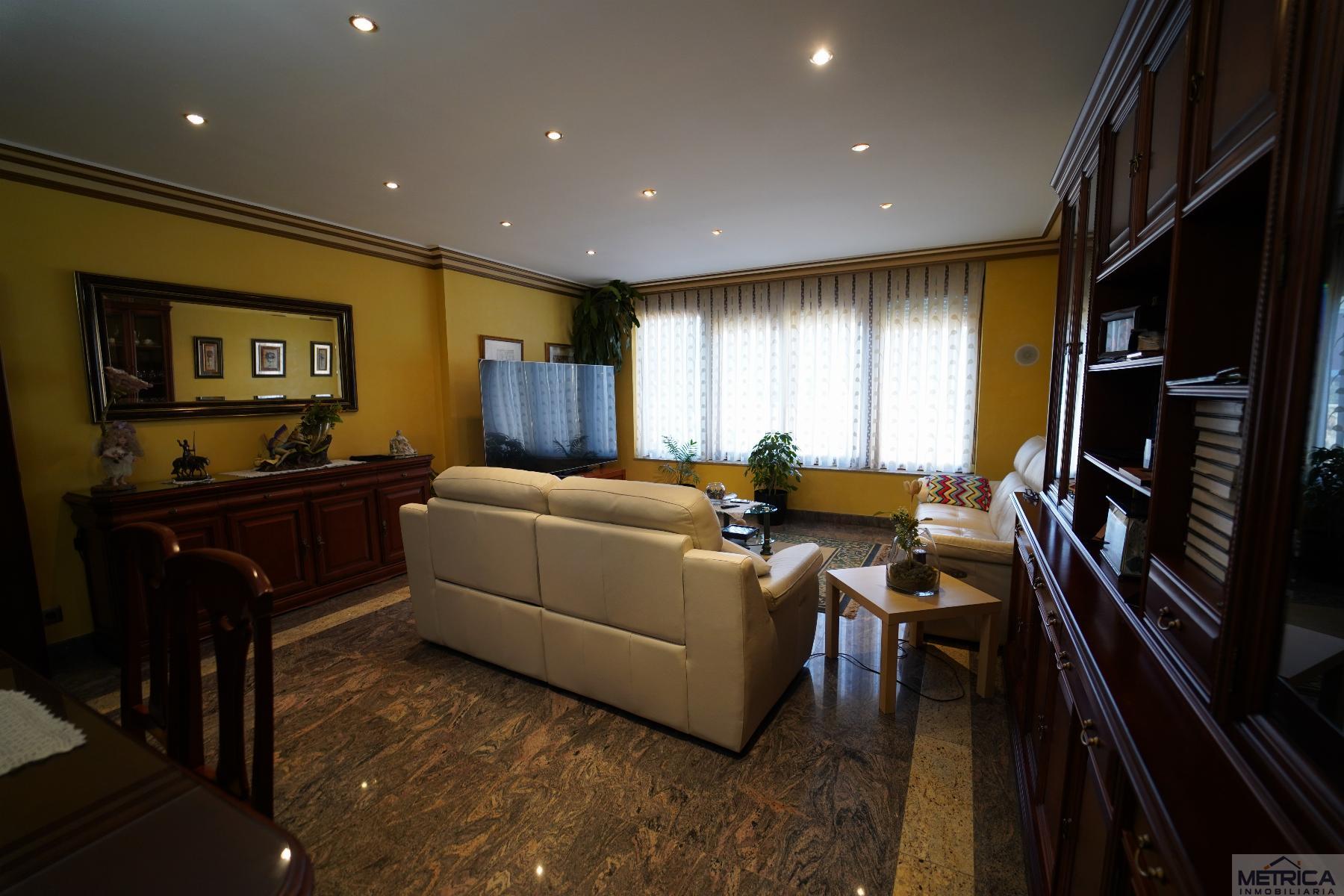 Venta de chalet en Santa Marta de Tormes Venta de chalet en Santa Marta de Tormes