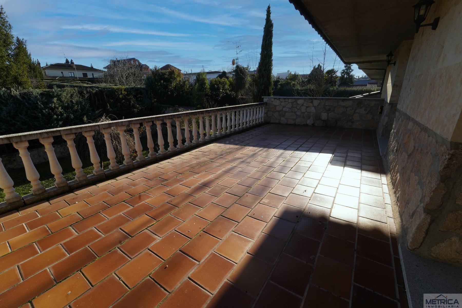 Venta de chalet en Santa Marta de Tormes