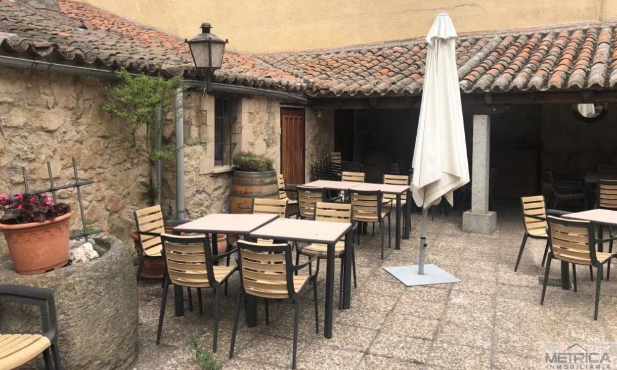Venta de edificio en Villamayor