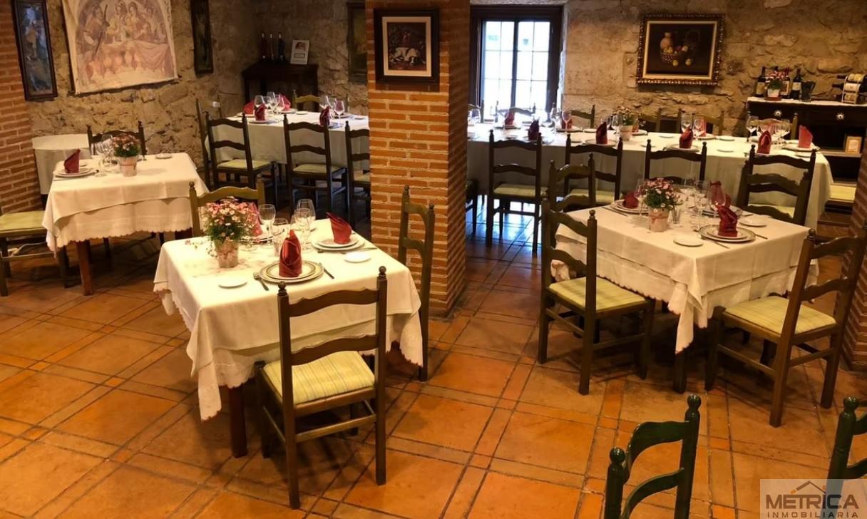 Venta de edificio en Villamayor
