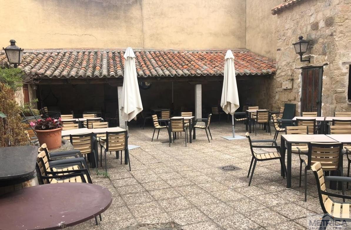 Venta de edificio en Villamayor