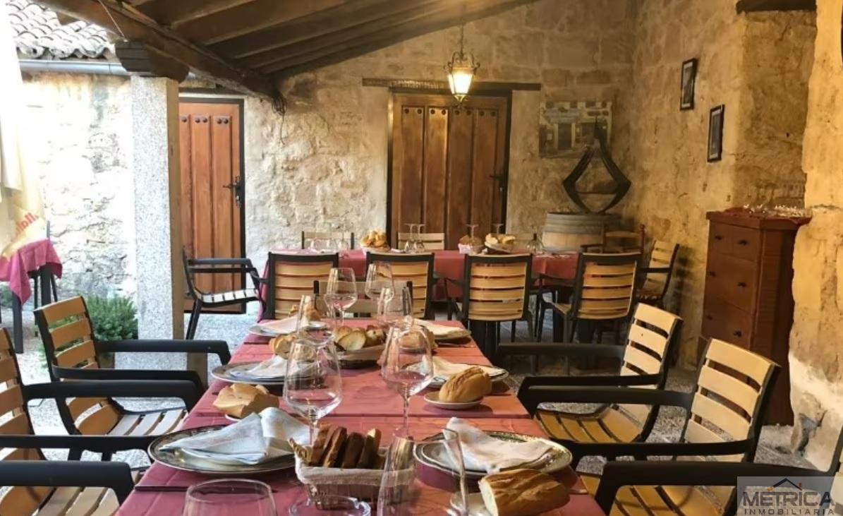 Venta de edificio en Villamayor