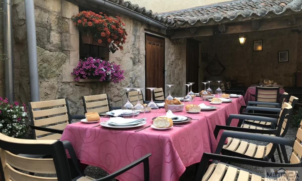Venta de edificio en Villamayor
