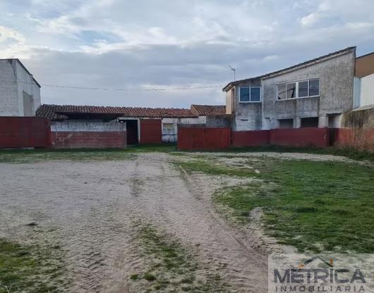 For sale of building in Villavieja de Yeltes