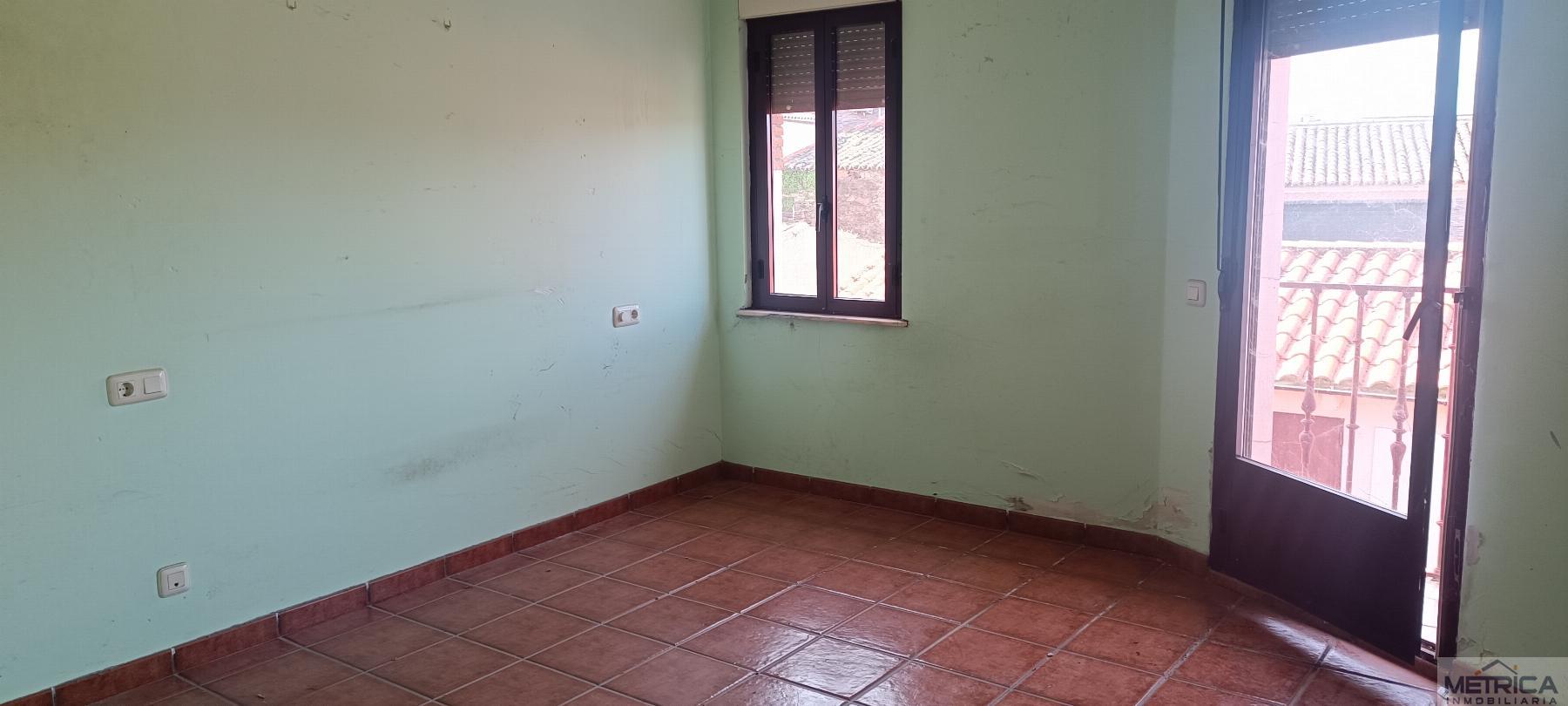 Venta de casa en Miranda de Azán