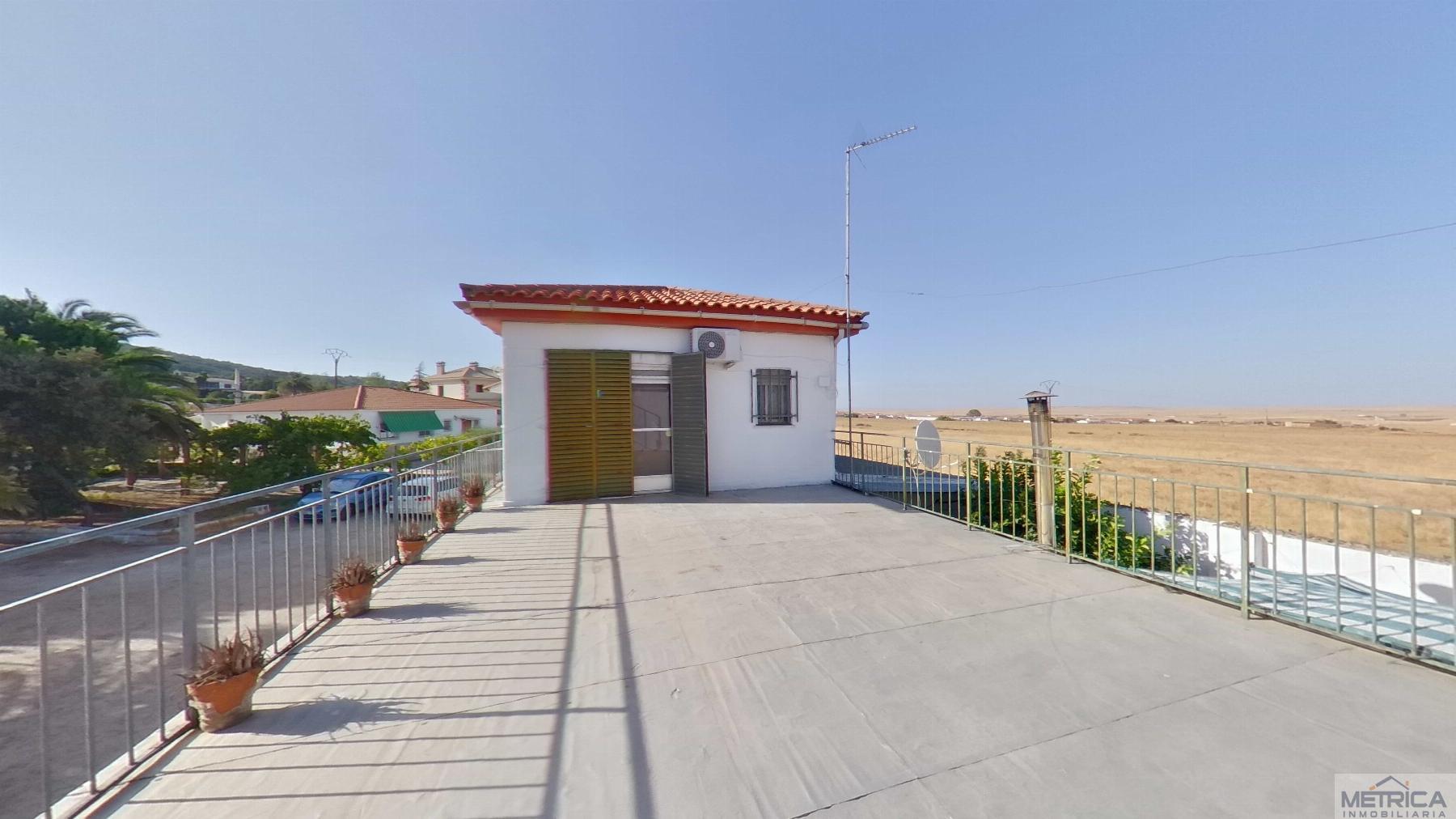 For sale of house in Sierra de Fuentes