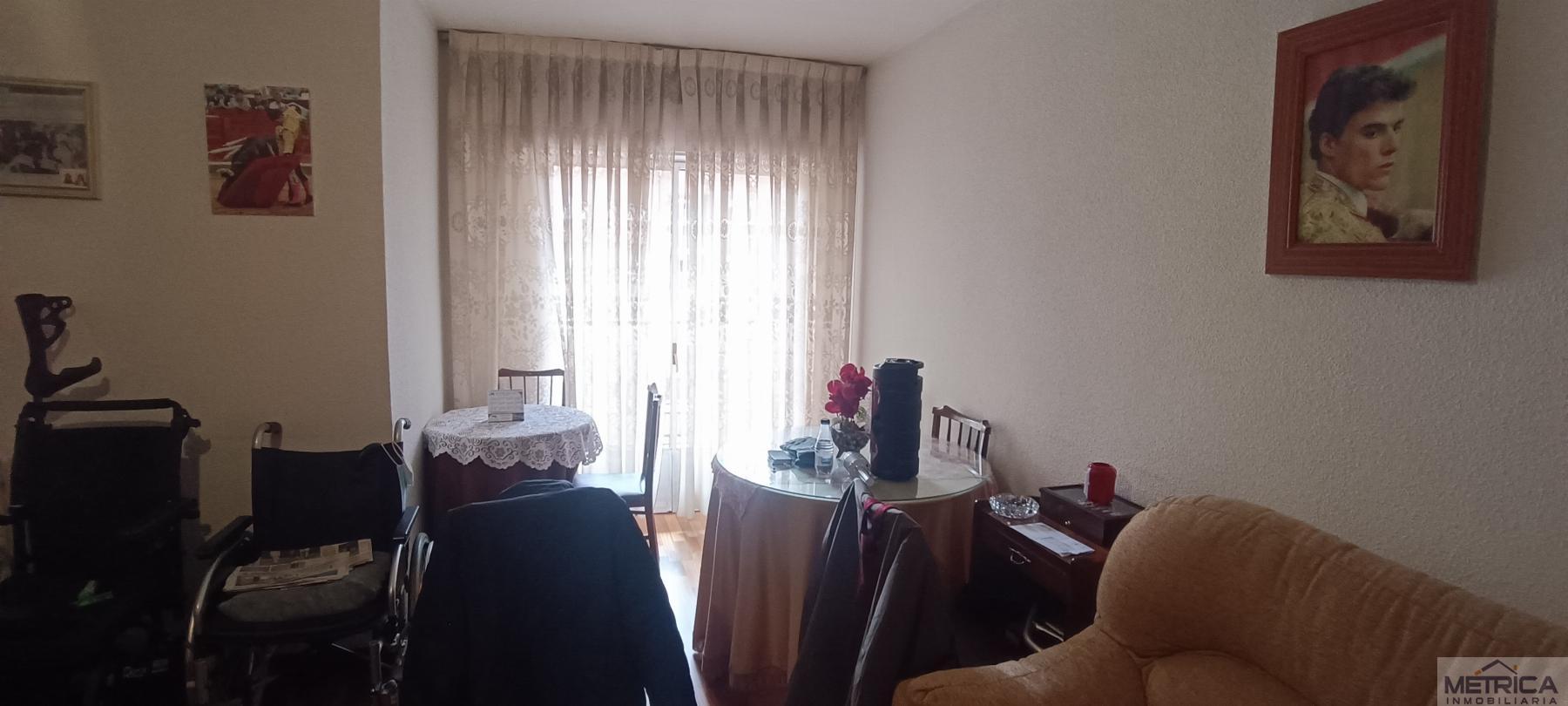 For sale of flat in Salamanca