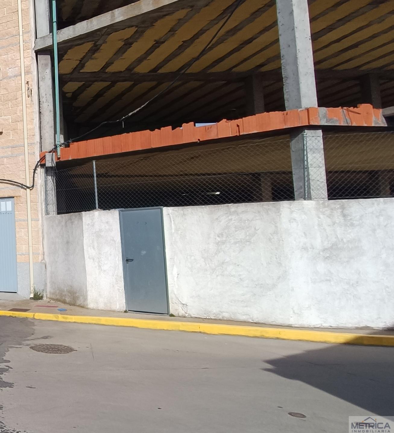 For sale of flat in Calvarrasa de Abajo