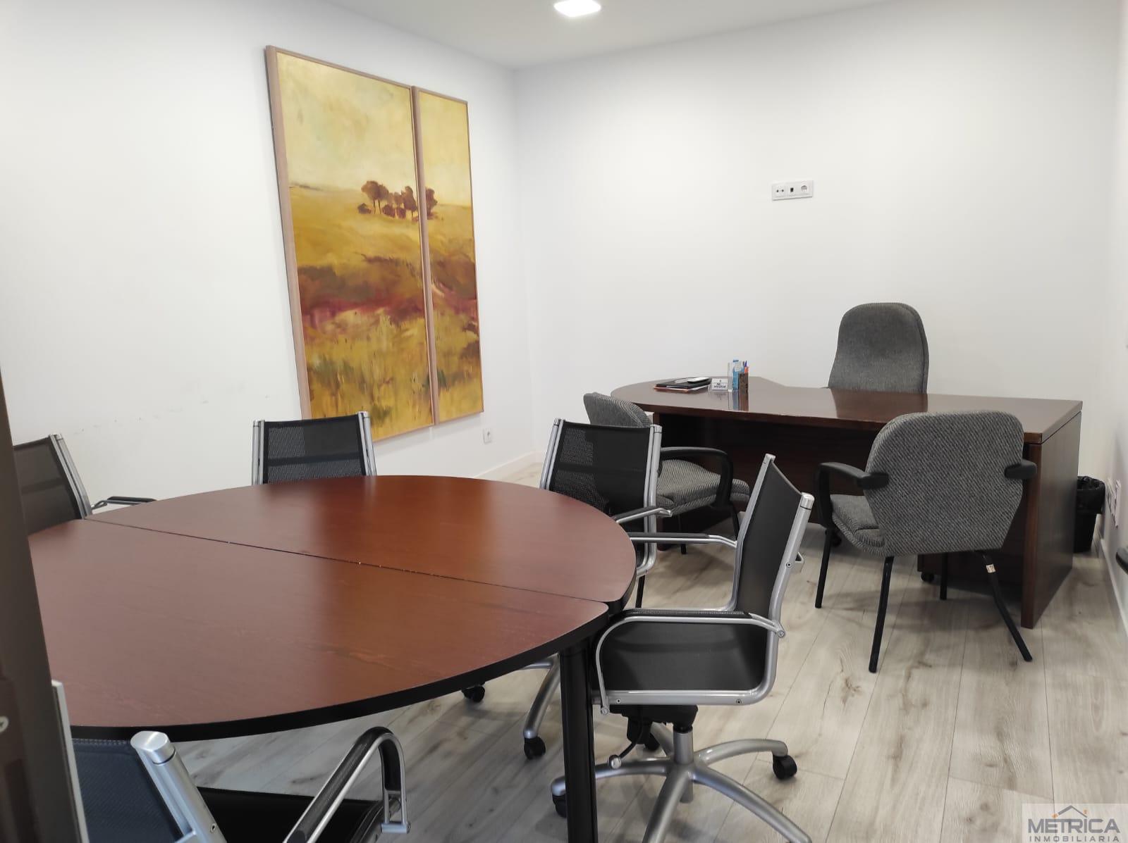 For sale of commercial in Salamanca