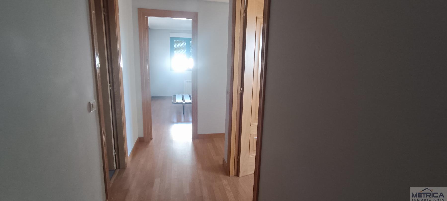 For sale of flat in Castellanos de Moriscos
