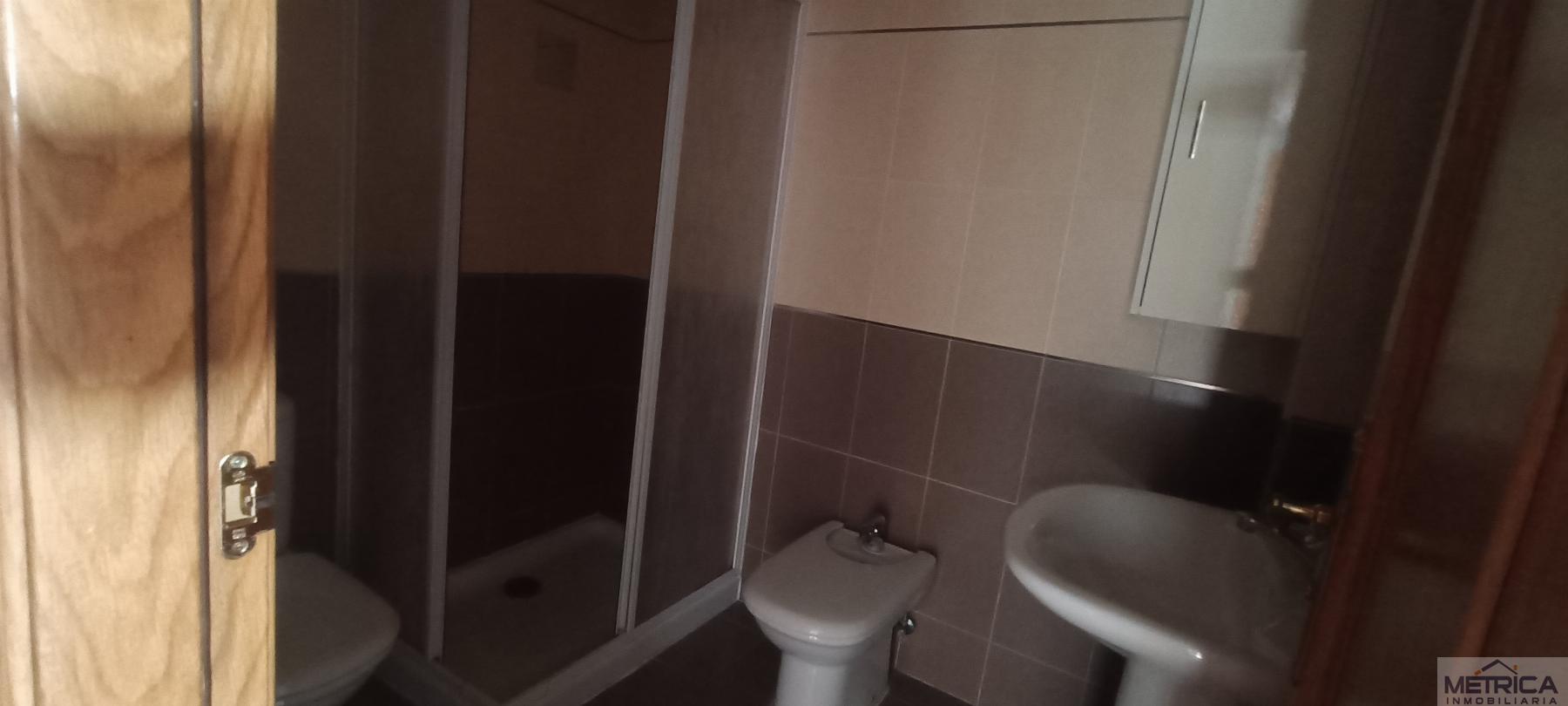 For sale of flat in Castellanos de Moriscos