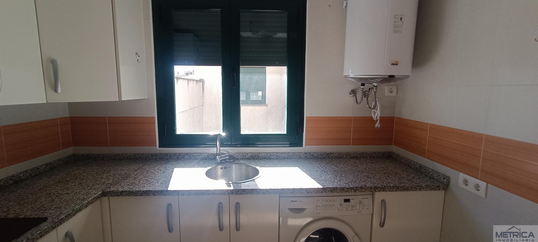For sale of flat in Castellanos de Moriscos