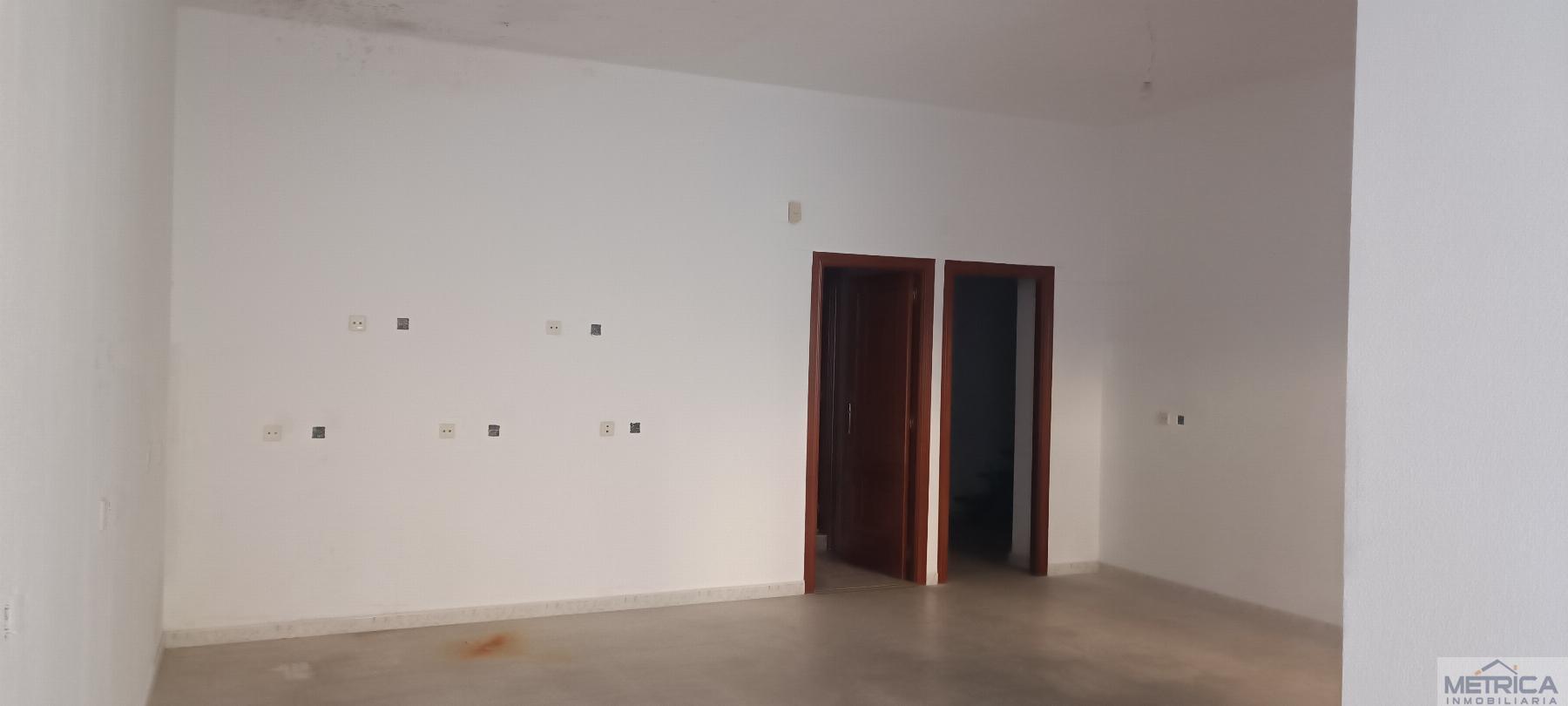 Venta de local comercial en Salamanca