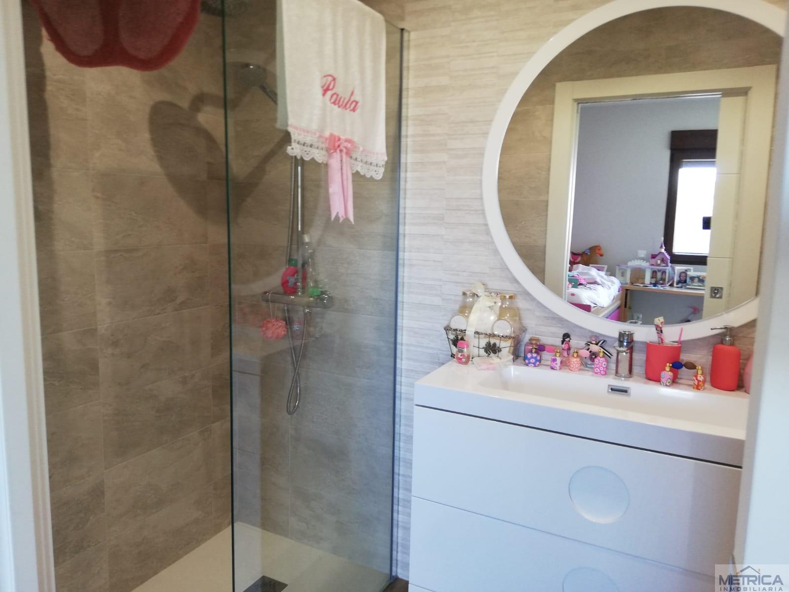 Venta de chalet en Villamayor