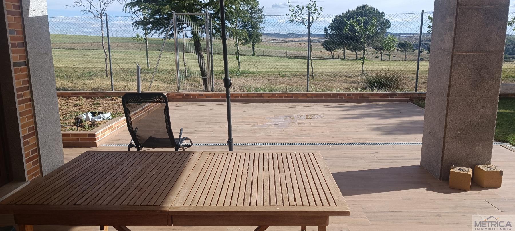 Venta de chalet en Villamayor