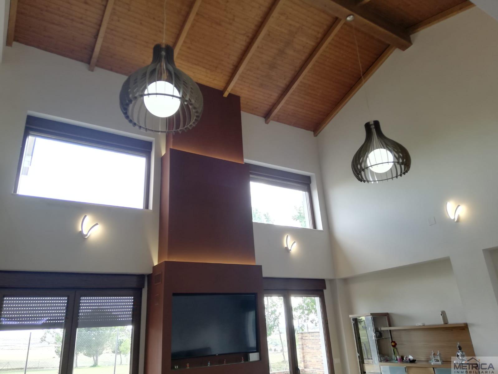 Venta de chalet en Villamayor
