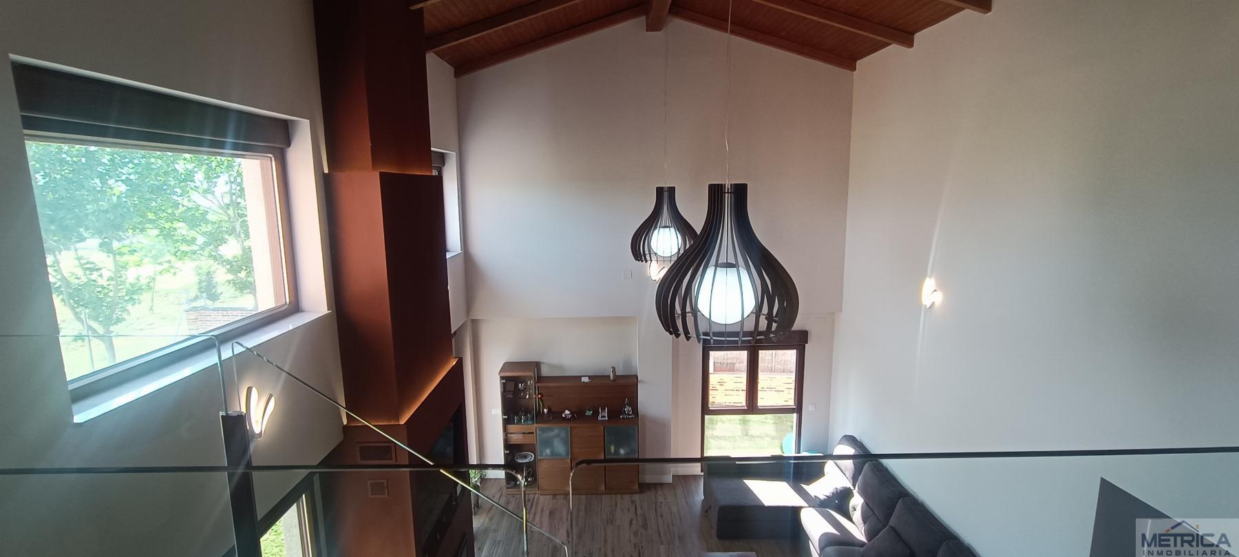 Venta de chalet en Villamayor