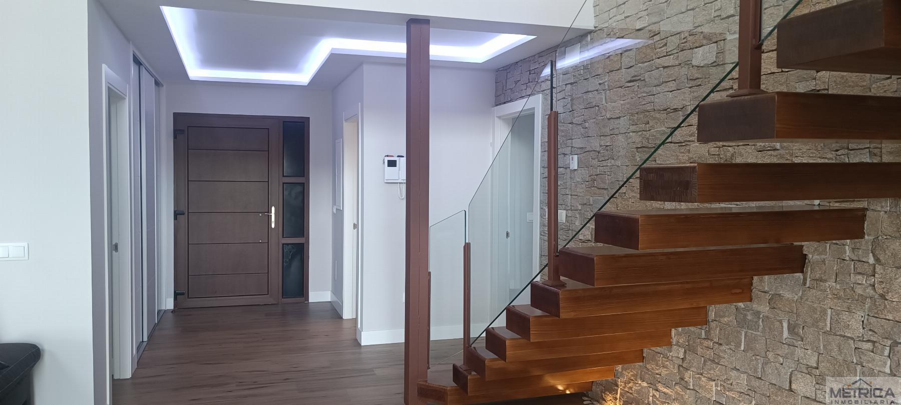 Venta de chalet en Villamayor