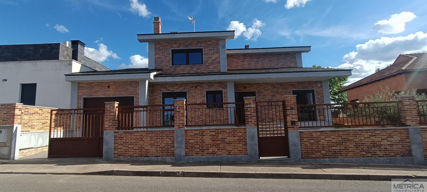 Venta de chalet en Villamayor