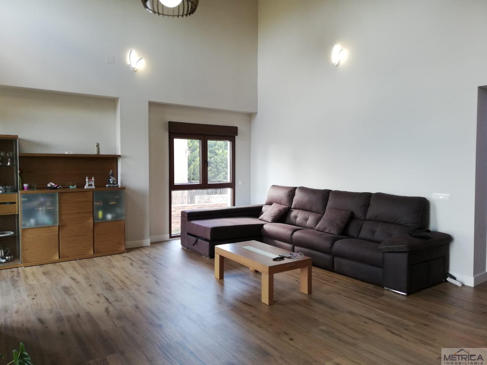 Venta de chalet en Villamayor