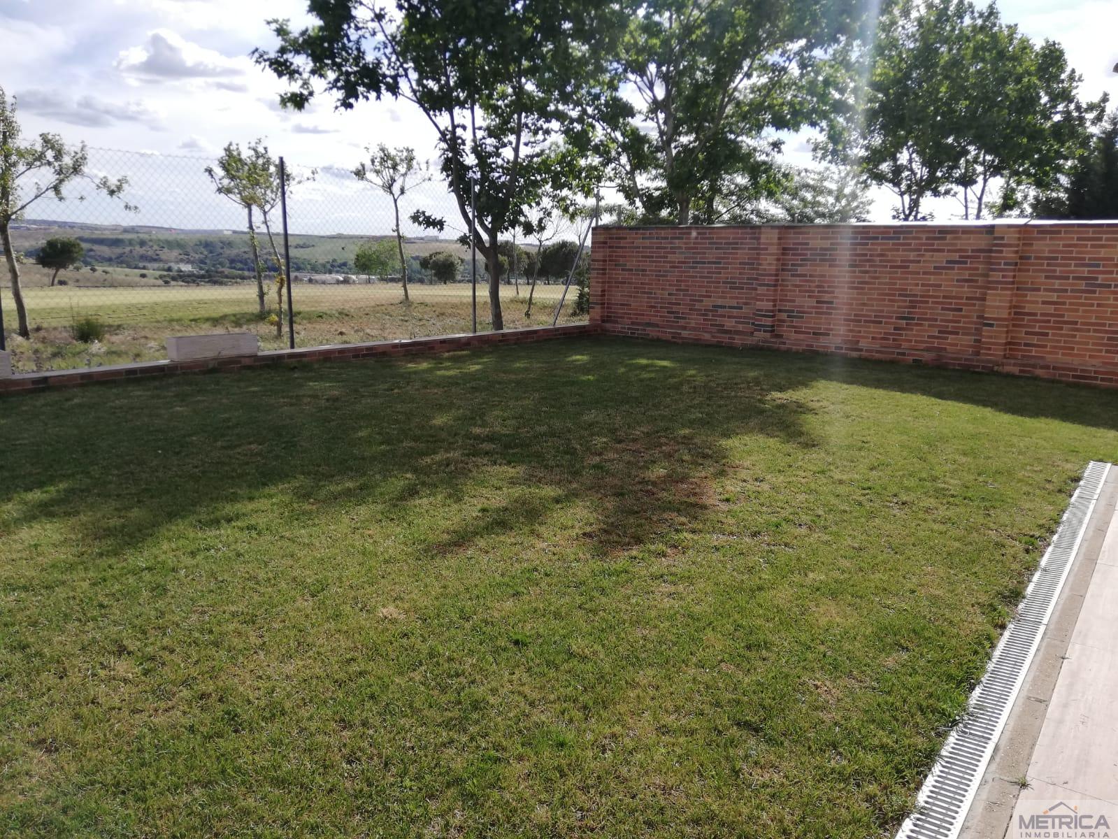 Venta de chalet en Villamayor