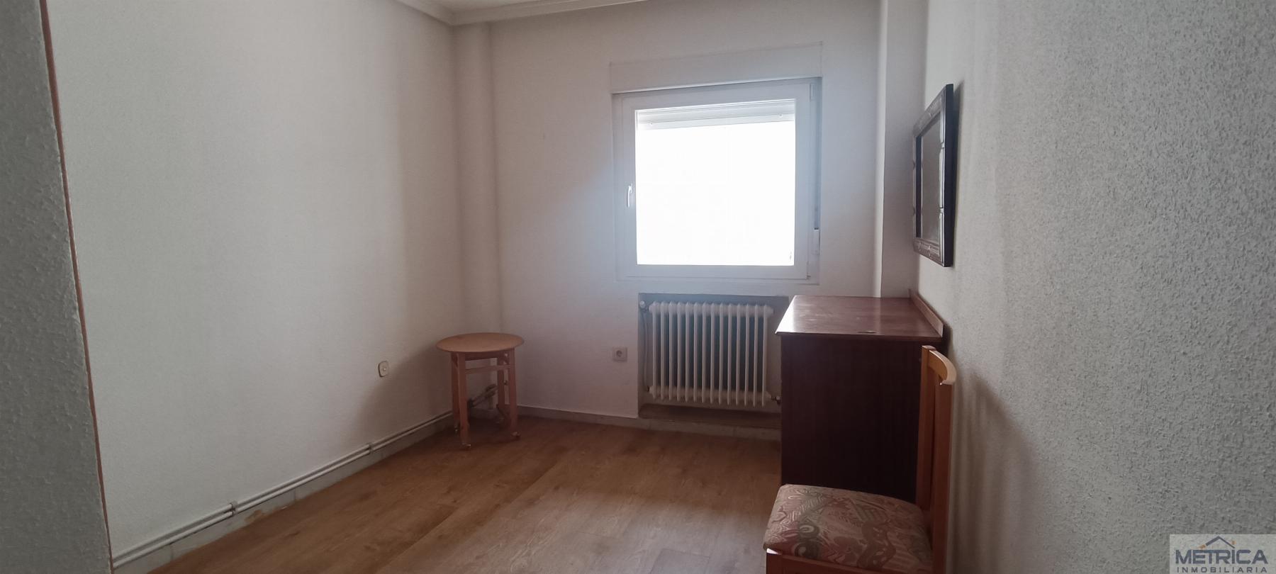 For rent of flat in Salamanca