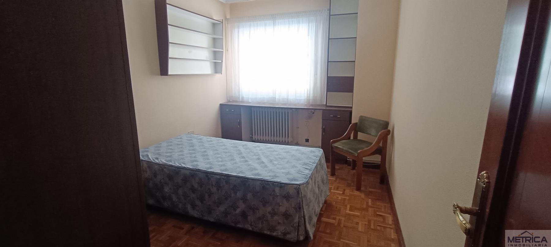 For rent of flat in Salamanca