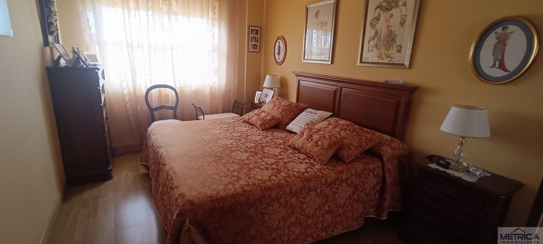 For sale of chalet in Carbajosa de la Sagrada