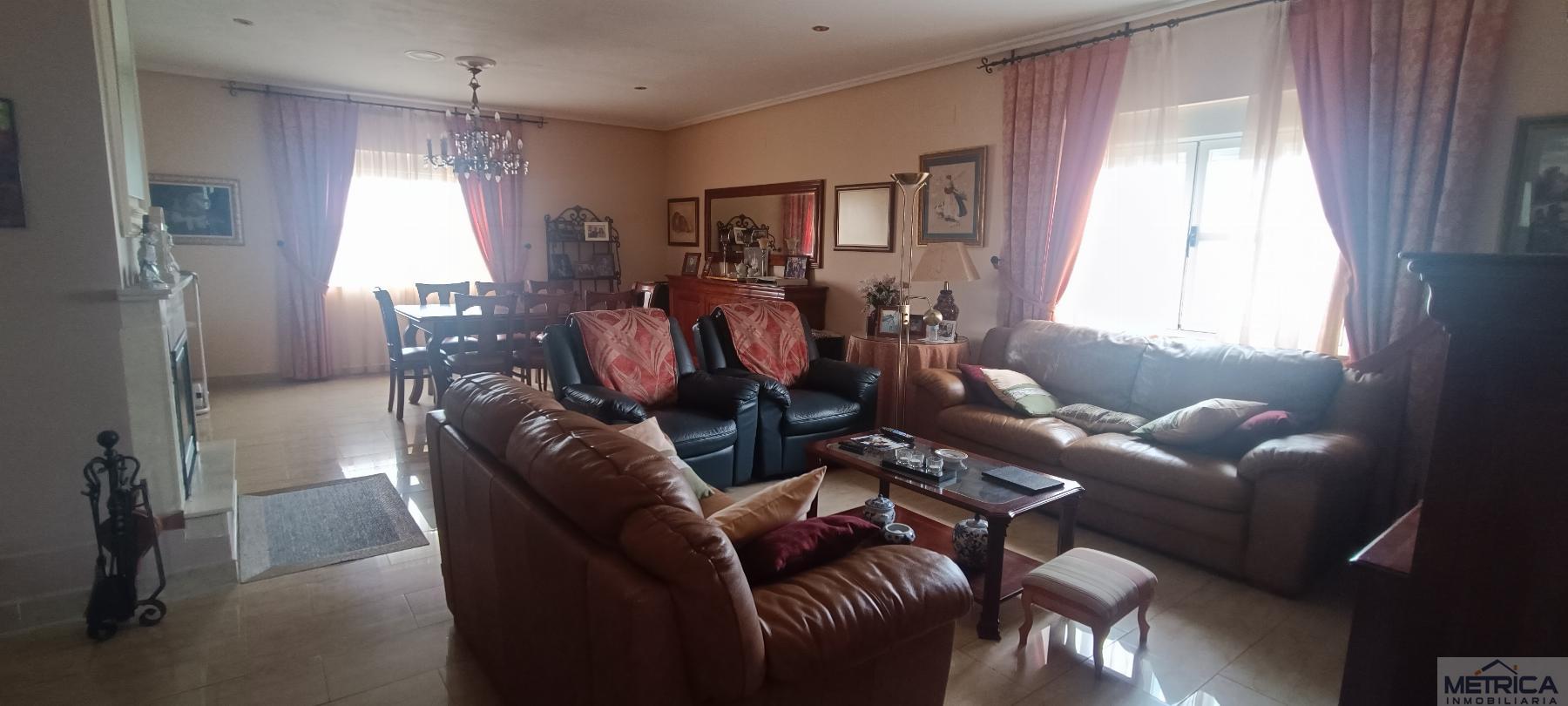 For sale of chalet in Carbajosa de la Sagrada