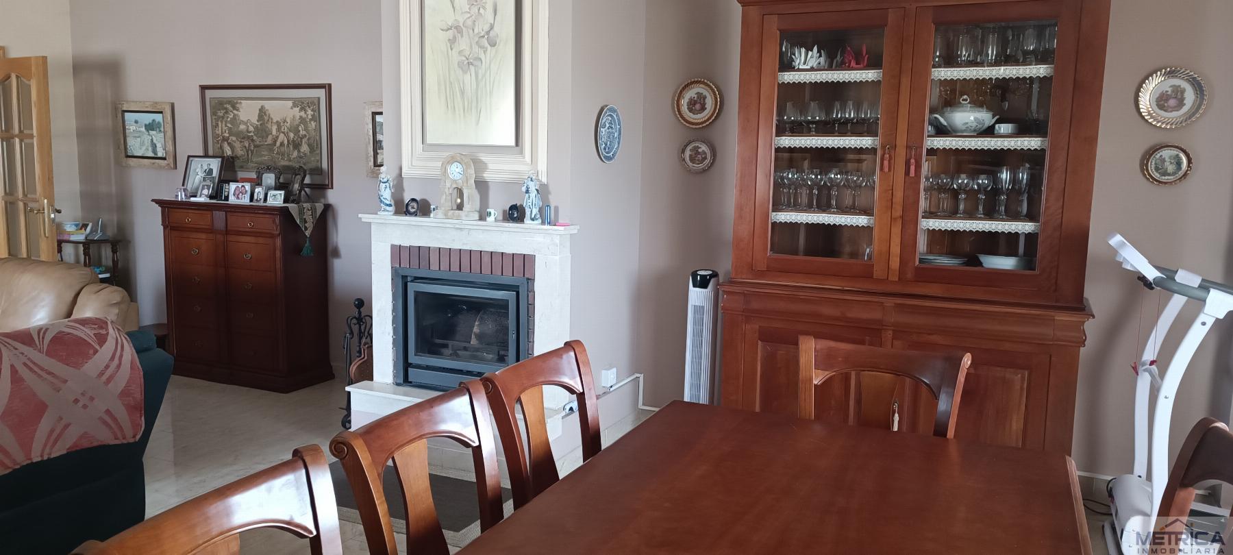 For sale of chalet in Carbajosa de la Sagrada