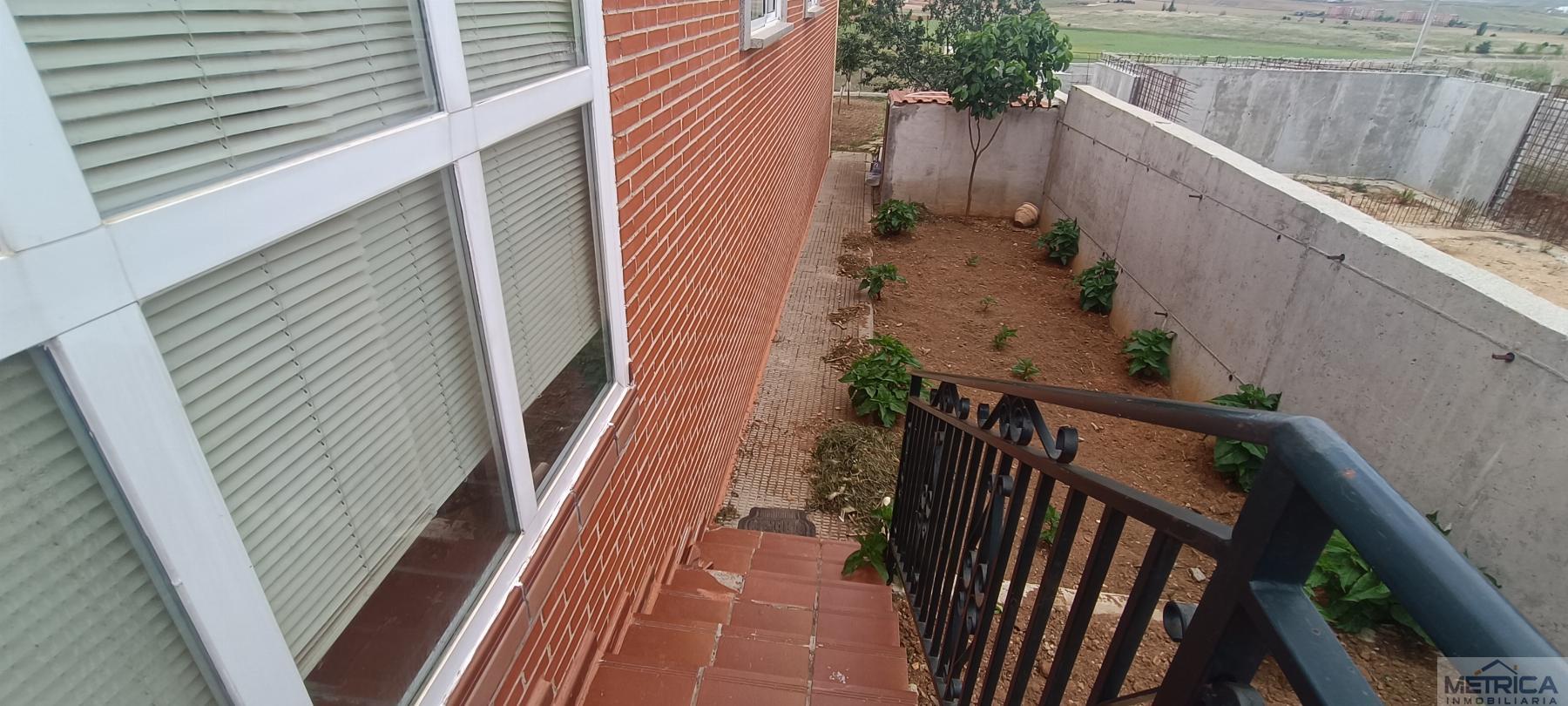 For sale of chalet in Carbajosa de la Sagrada