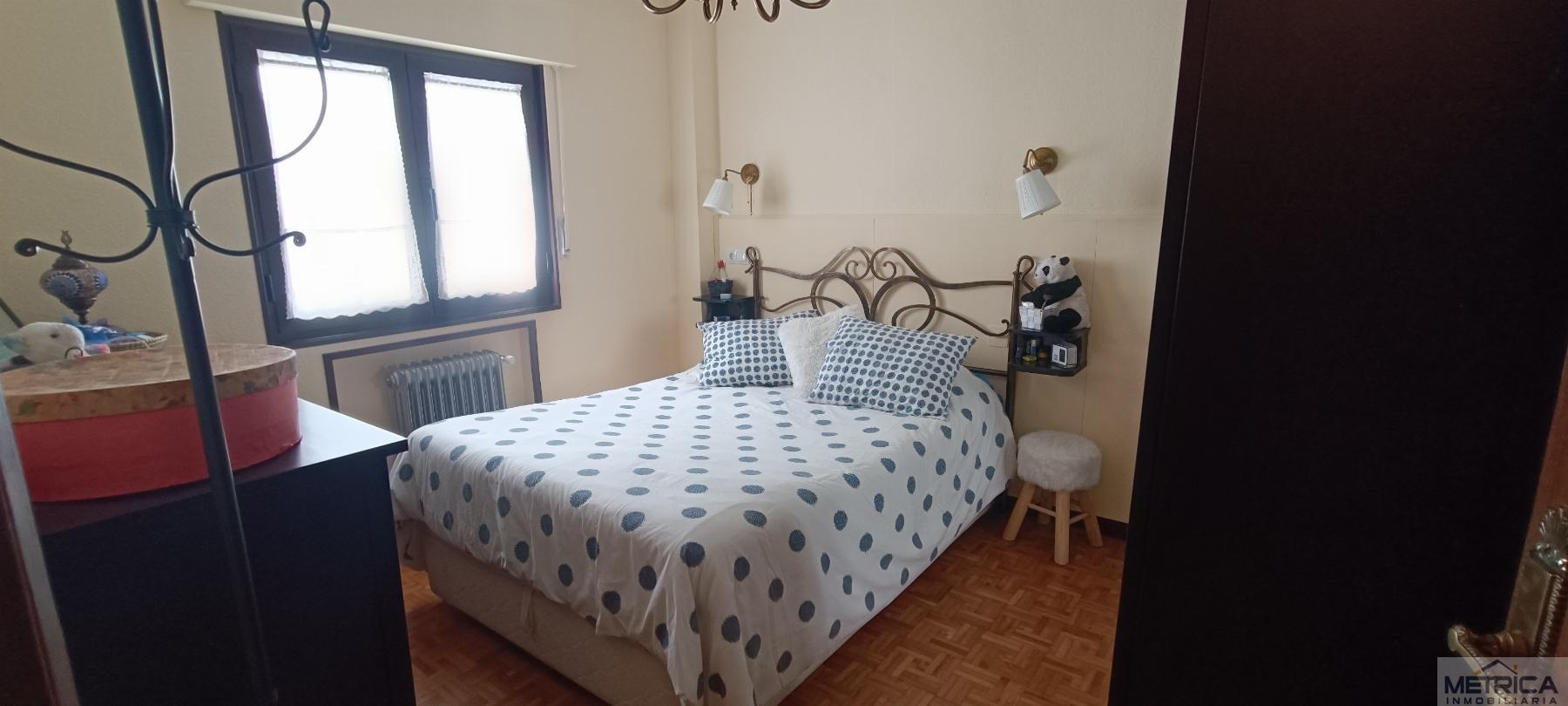 For sale of flat in Salamanca