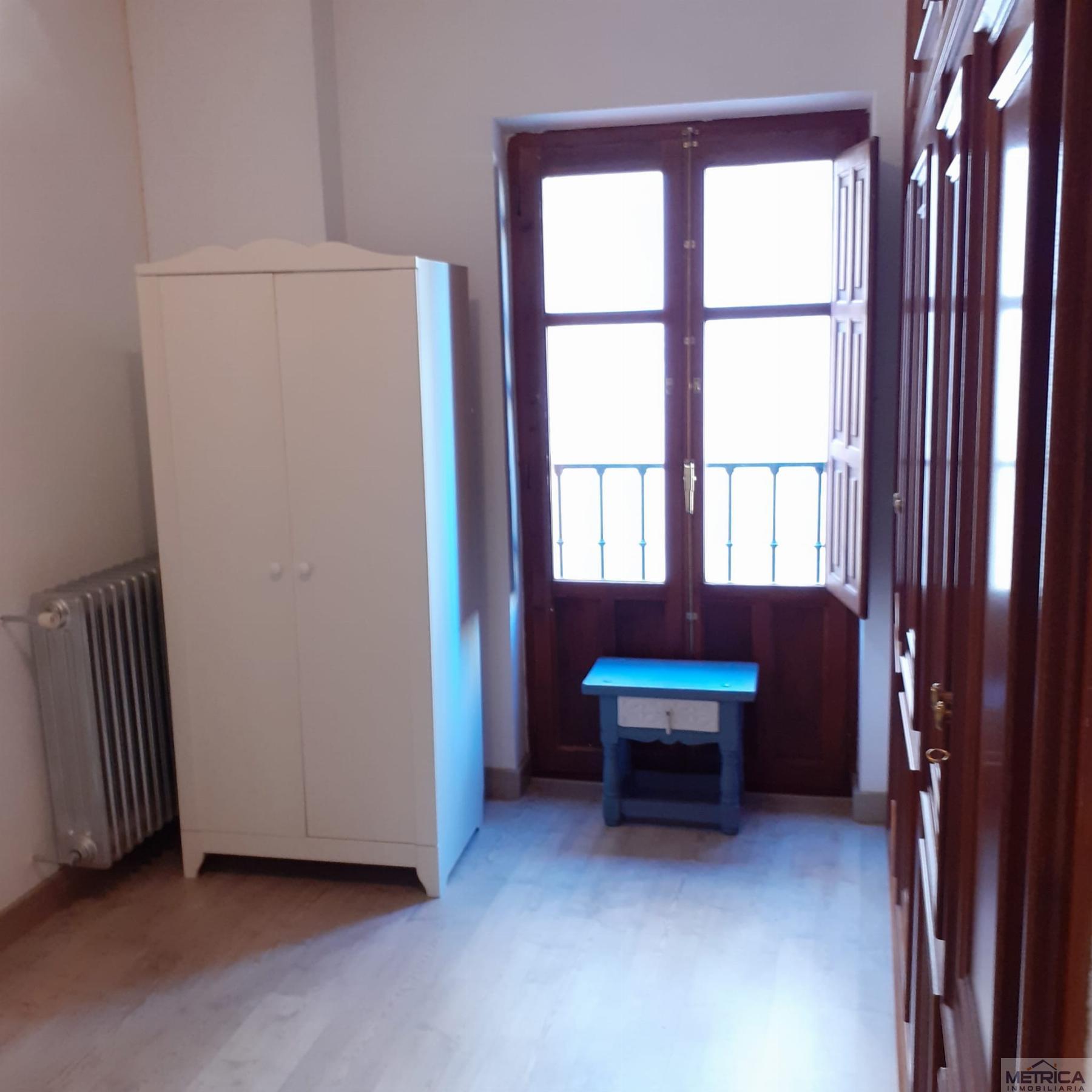 For rent of flat in Salamanca
