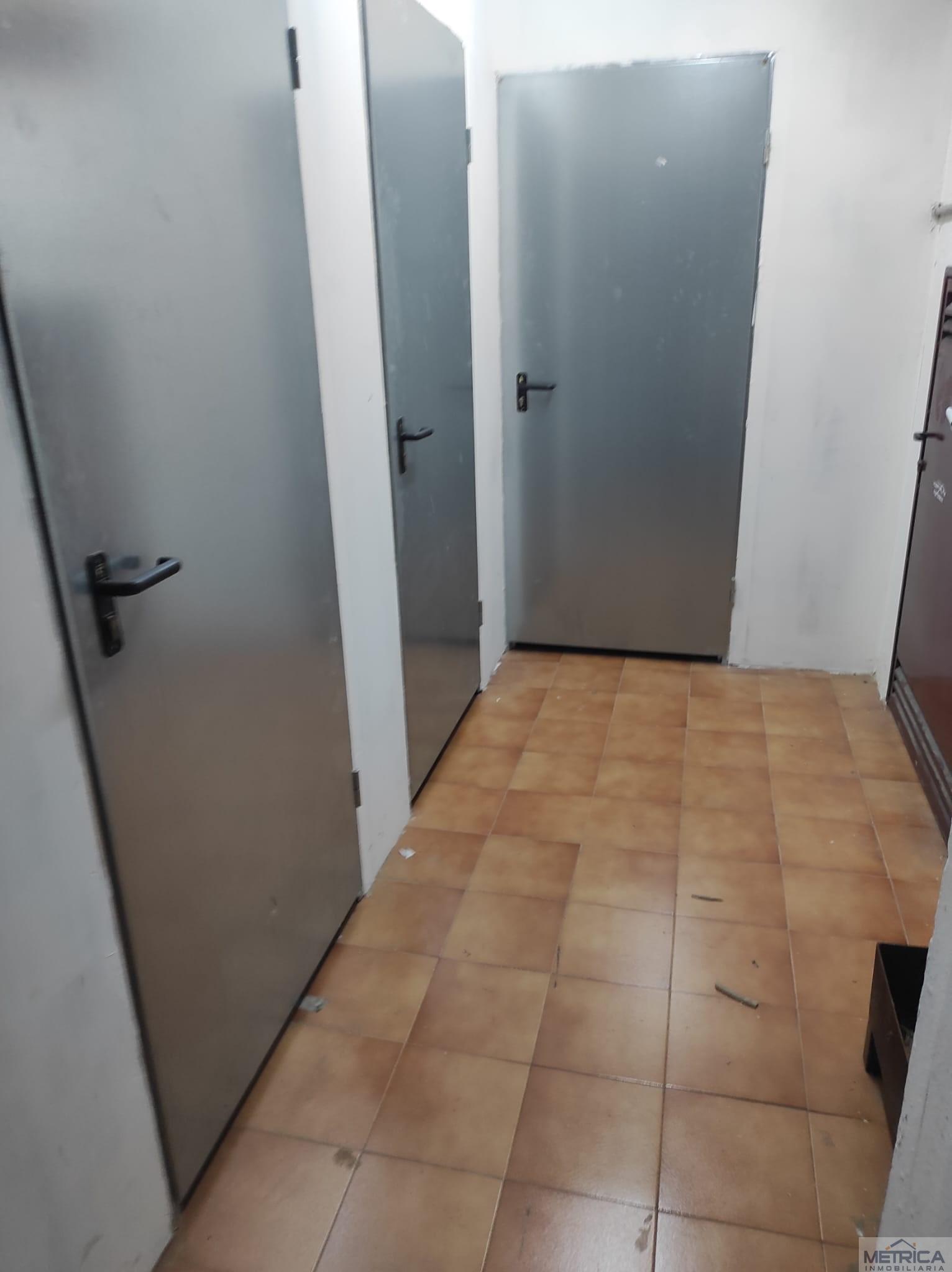 For rent of storage room in Salamanca