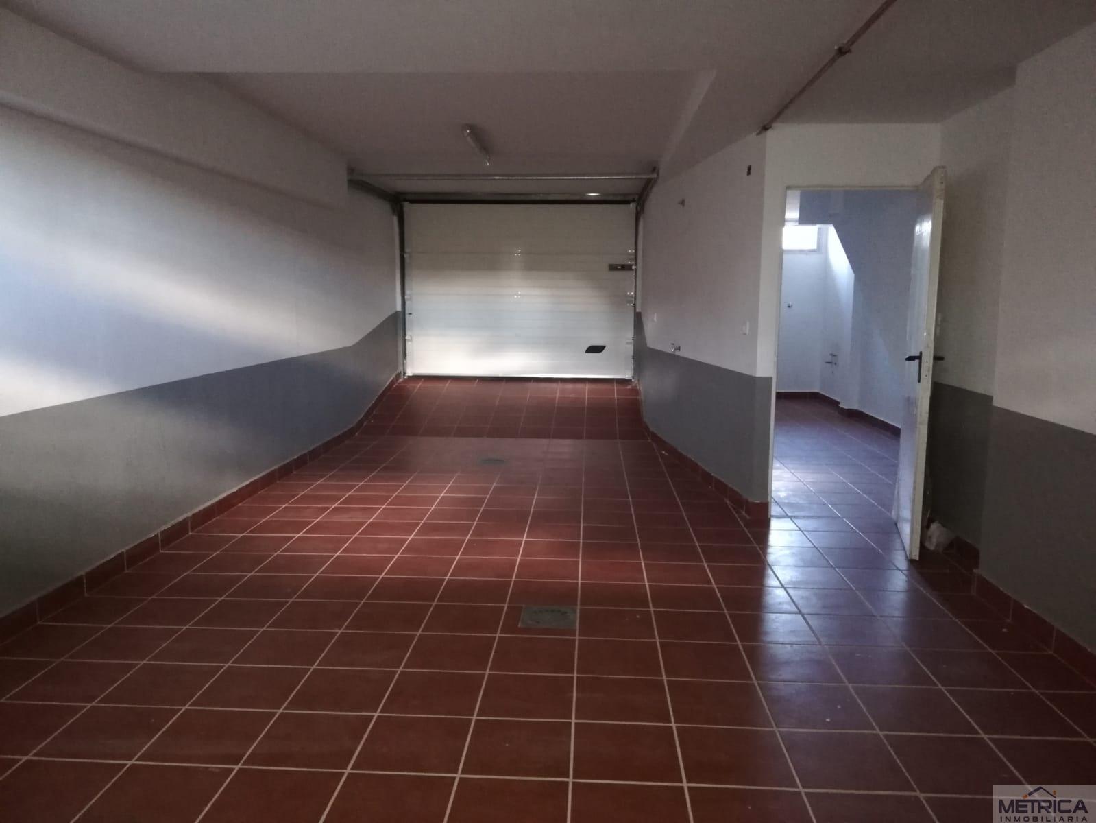 Venta de chalet en Villares de la Reina