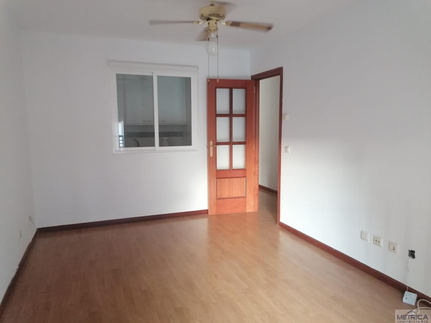 For sale of apartment in Santa Marta de Tormes