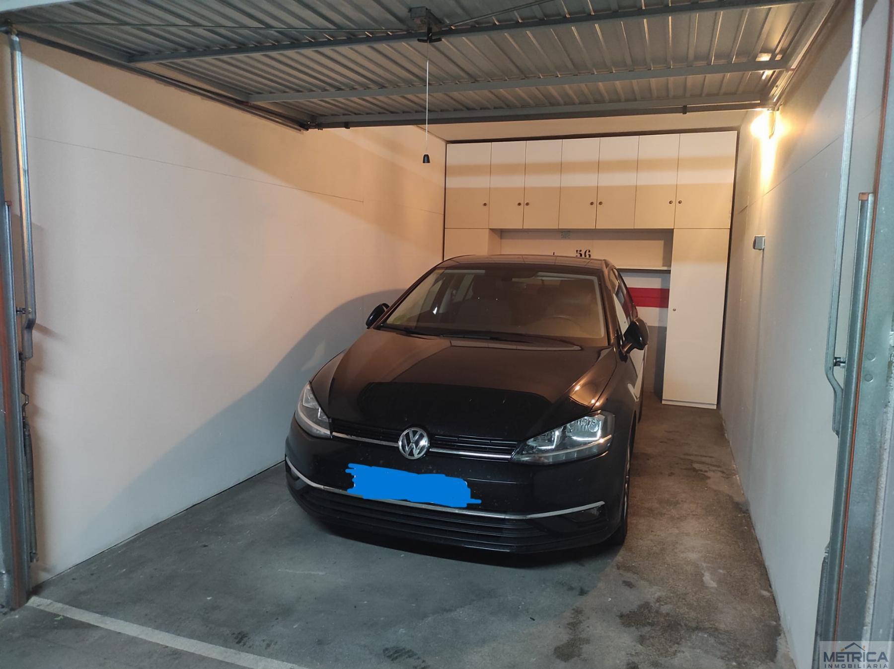 For sale of garage in Salamanca