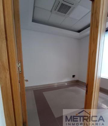 For sale of commercial in Salamanca