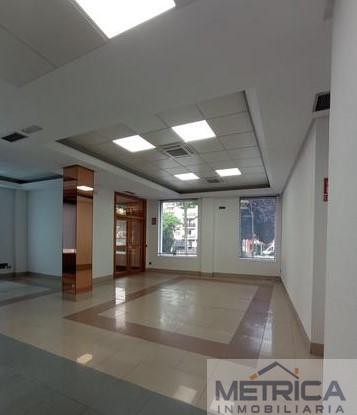 For sale of commercial in Salamanca