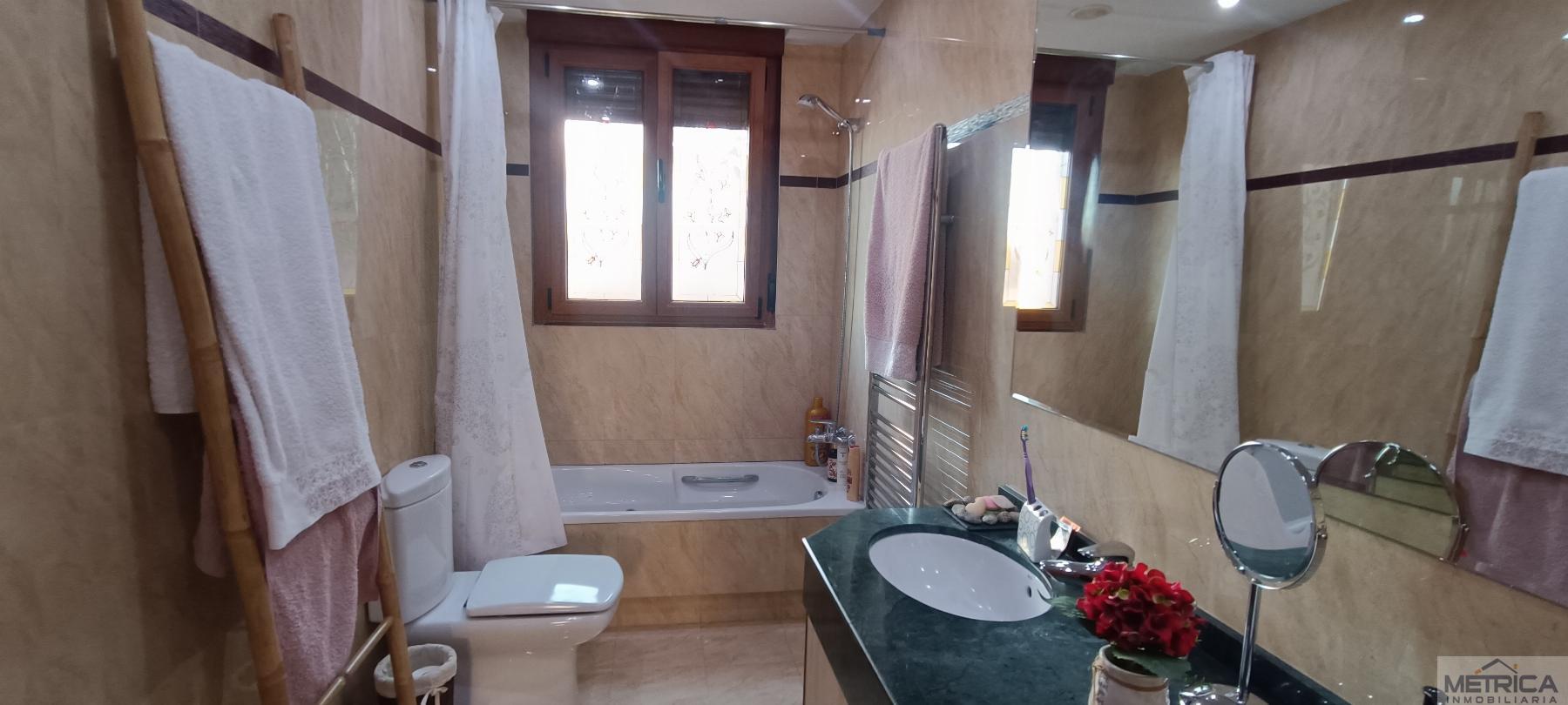 For sale of chalet in Carrascal de Barregas