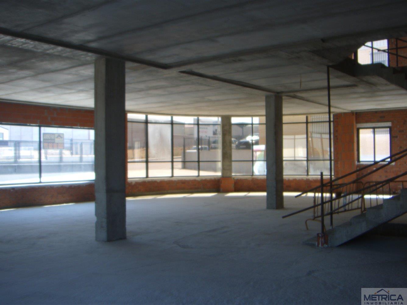 For rent of commercial in Carbajosa de la Sagrada