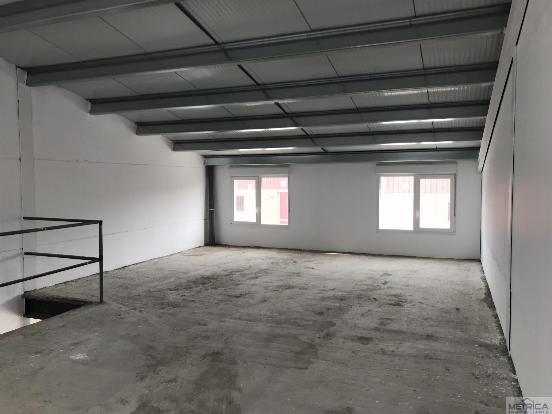 For sale of industrial plant/warehouse in Villares de la Reina