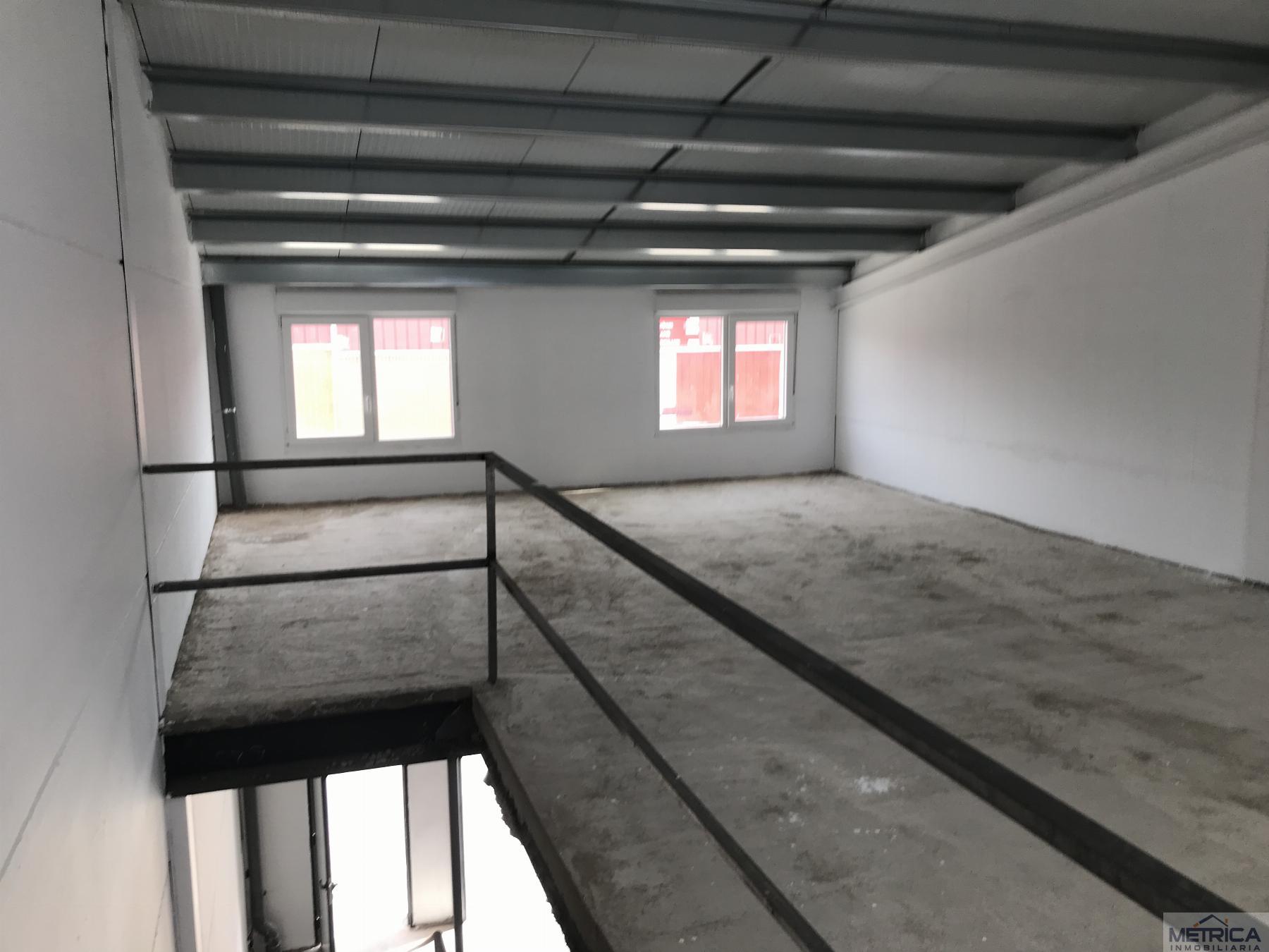 For sale of industrial plant/warehouse in Villares de la Reina