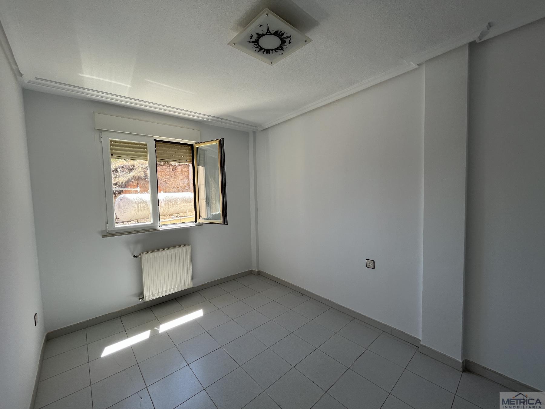 For sale of flat in Salamanca
