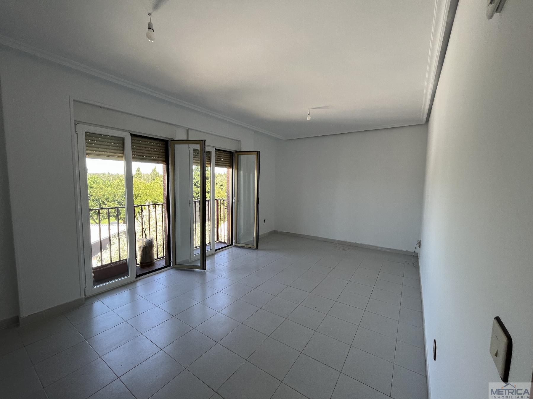For sale of flat in Salamanca