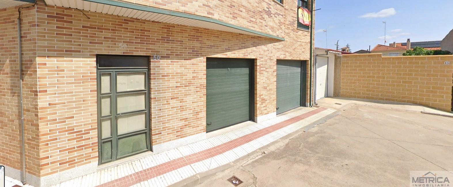 For sale of garage in Castellanos de Moriscos