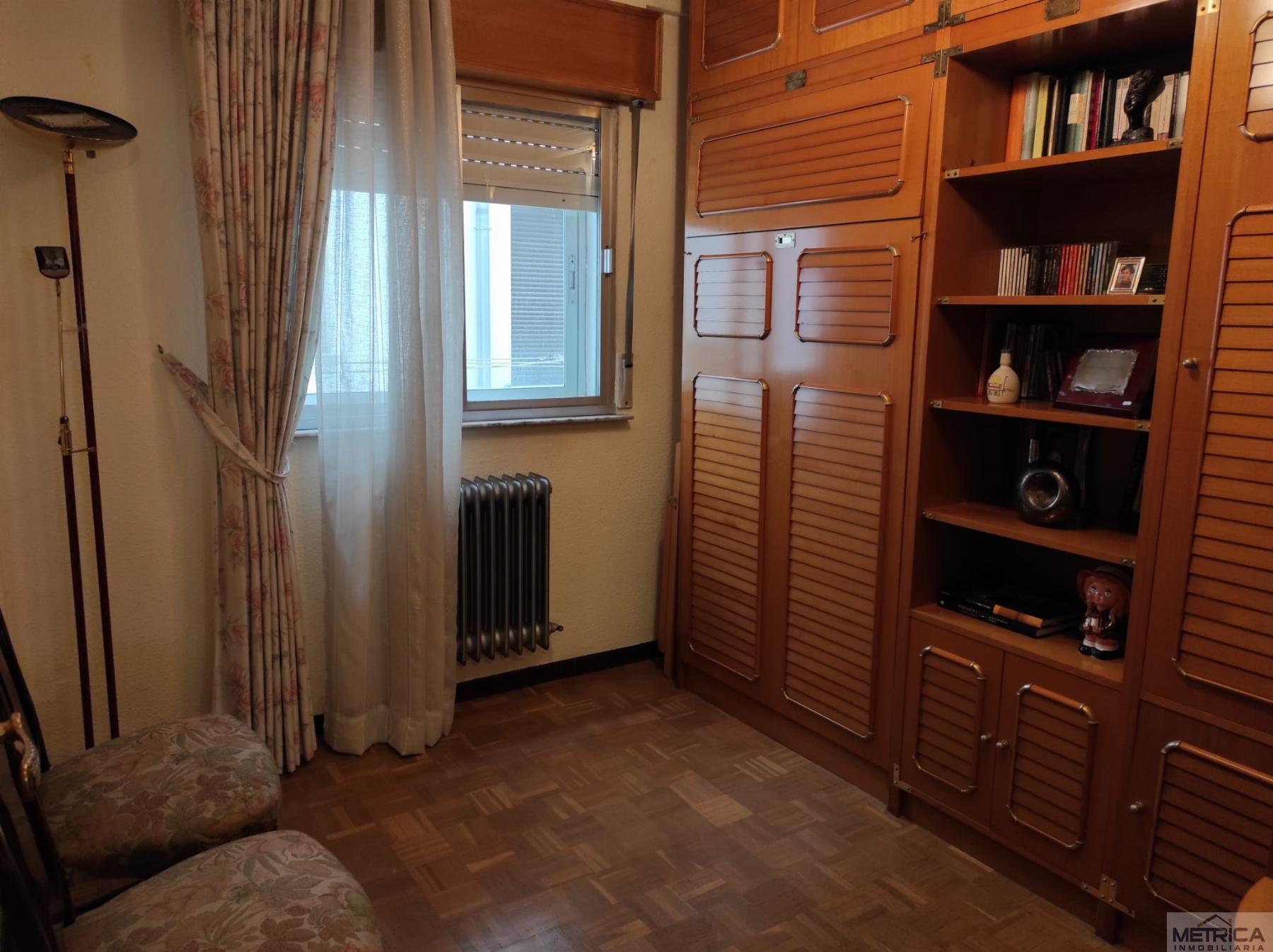 For sale of flat in Salamanca